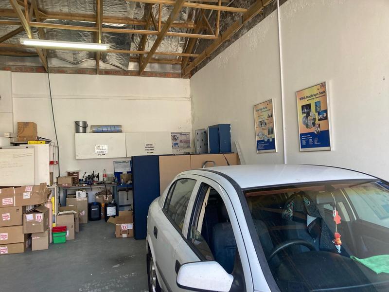 To Let Commercial Property for Rent in Fairview Eastern Cape